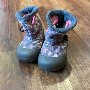 Bogs B-Moc with owl print